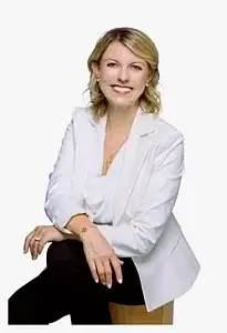Gosia Baran, Owner of Helping Hands Cleaning Service in Elmhurst and Glen Ellyn IL