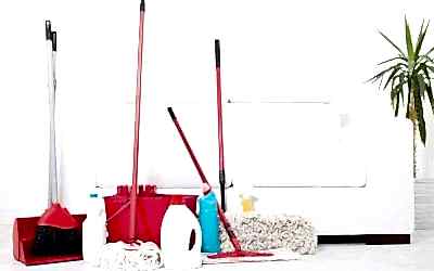 Best Cleaning Tools for Your Elmhurst, IL Home